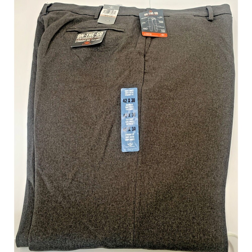 Dockers Straight Fit Signature On-The-Go Flat Front Performance Khakis Sz 42X30